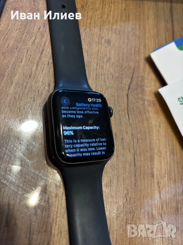 Apple Watch Series 5 2019, GPS + Cellular, Space Gray Aluminium 44 mm, снимка 3 - Смарт гривни - 53574619