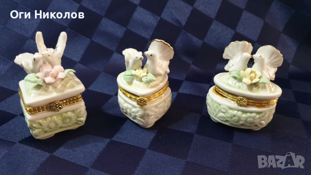 Комплект малки порцеланови кутийки за бижута - 12 броя , снимка 8 - Антикварни и старинни предмети - 52367019
