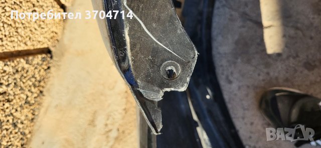 Броня за Volvo V40 от 2013 до 2016 г., снимка 2 - Части - 43726459