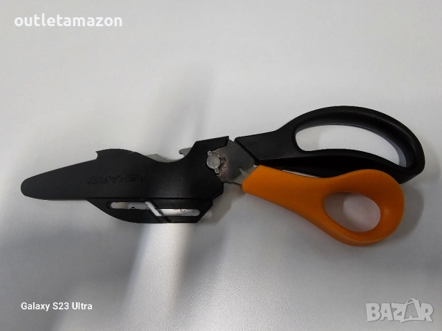 Мултифункционална ножица FISKARS Cuts+More, снимка 7 - Други - 52564893