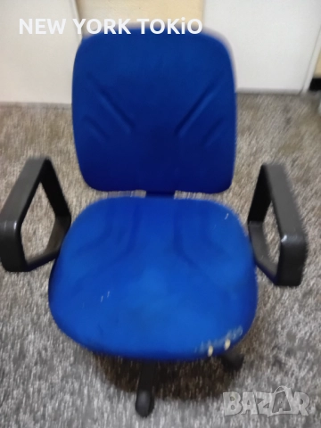 СТОЛ ЗА ОФИС 