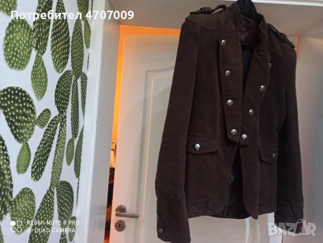 Сако втора употреба. Сиво. Размер Xl. Цена 5 евро. , снимка 2 - Сака - 53078924