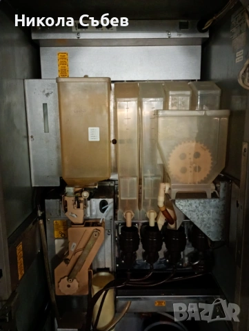 Вендинг автомат , снимка 7 - Кафе машини - 51171960