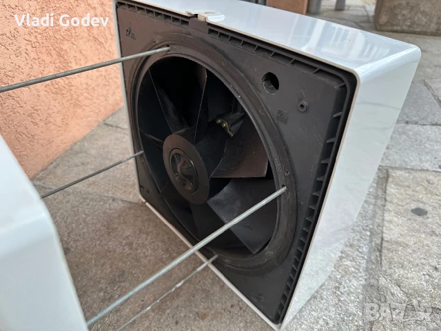 Прозоречен реверсивен вентилатор Vortice Vario 300/12 AR LL S LongLife 30.000h, снимка 6 - Друга електроника - 50925550