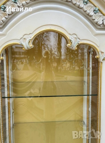 Италианска барокова витрина 025, снимка 3 - Секции и витрини - 52091432