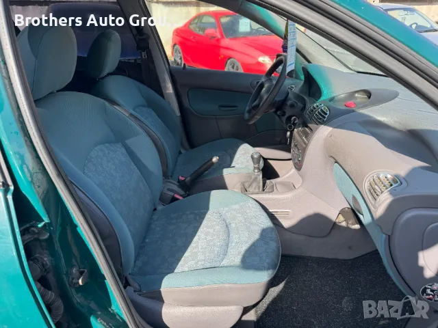Peugeot 206 1.1i 60 к.с. 2000 г. - нов внос!, снимка 8 - Автомобили и джипове - 47317316
