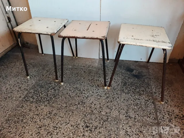 Дървени малки столчета с тръбни желязни крака, снимка 9 - Дивани и мека мебел - 47865796