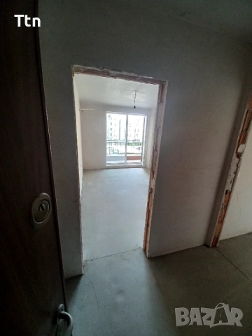 Тристаен апартамент Възраждане 1 от СОБСТВЕНИК.., снимка 9 - Апартаменти - 52203299