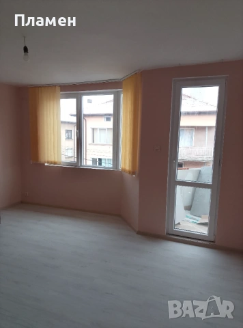 ЕТАЖ ОТ КЪЩА В БОЖУРИЩЕ, снимка 2 - Етаж от къща - 53500799