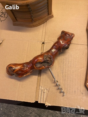 Принадлежности за битов кът, поставки за чаши от корк, френски тирбушон, чашки за яйца, снимка 3 - Антикварни и старинни предмети - 52437203