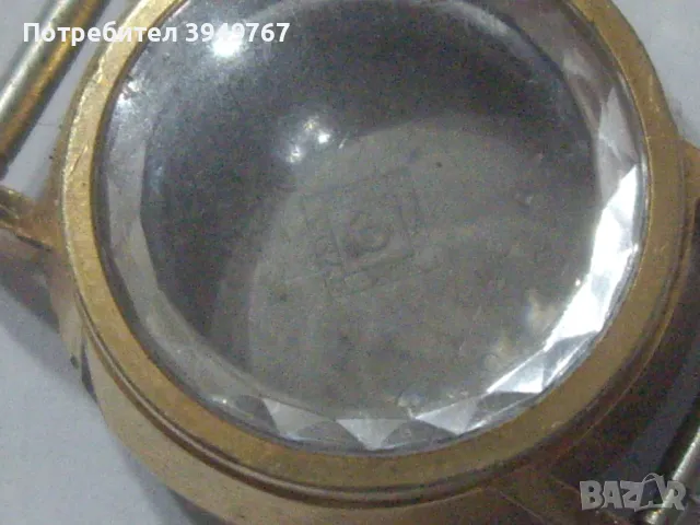 Позлатена каса за дамска ''Cyma'', снимка 3 - Други - 49935579