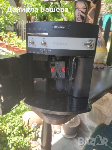 Кафе автомат De Longhi Magnifica, снимка 2 - Кафемашини - 50760147