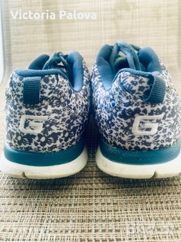 Красиви леки маратонки GLO оригинал, снимка 7 - Маратонки - 37407021