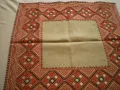Ръчна Бродерия Покривка   с памучни и копринени конци, снимка 4