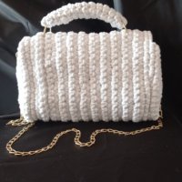 Плетена чанта  ръчна изработка, снимка 6 - Чанти - 40634728