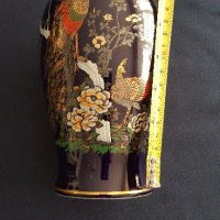 Порцеланова ръчнорисувана ваза, снимка 3 - Други ценни предмети - 32977872