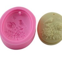 Птичка кацнала на рози овал силиконов молд форма фондан шоколад гипс сапун декор, снимка 1 - Форми - 37759261