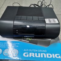 Радио будилник Grundig, снимка 3 - Радиокасетофони, транзистори - 43771536