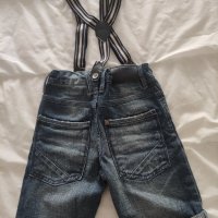 Деънкови панталонки с тиранти, снимка 2 - Детски панталони и дънки - 40810245