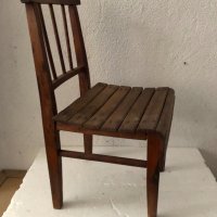Малки дървени столчета, снимка 3 - Антикварни и старинни предмети - 43951068