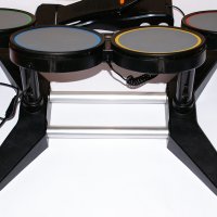 Xbox 360 Rock Band жични барабани в комплект с педал и палки, снимка 5 - Аксесоари - 40438973
