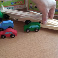 Подвижен Дървен Автовоз камион с 4 колички и голяма дървена платформа , снимка 9 - Образователни игри - 36583993