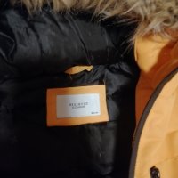 Зимно яке Reserved с качулка дълго размер 152, снимка 3 - Детски якета и елеци - 43353678