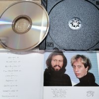 BEE GEES - ОРИГИНАЛЕН диск , снимка 4 - CD дискове - 44046376