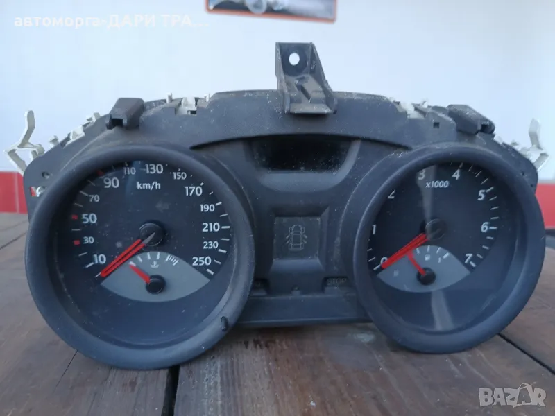 Табло уредно/километраж/ за Рено Меган бензин 2003г., снимка 1