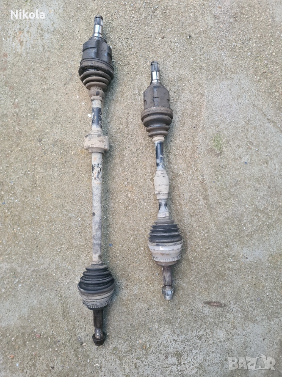 Полуоски Toyota Corolla Verso 1.8 - 1.6 бензин  04-09г., снимка 1