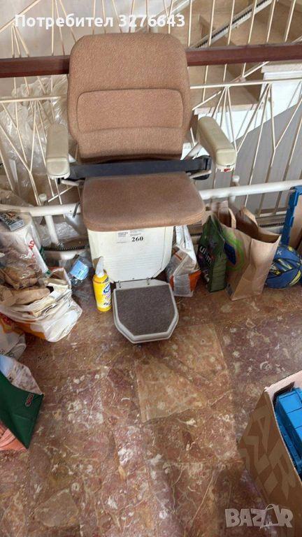 Продавам електрически стол с механизъм за придвижване (за инвалиди), снимка 1