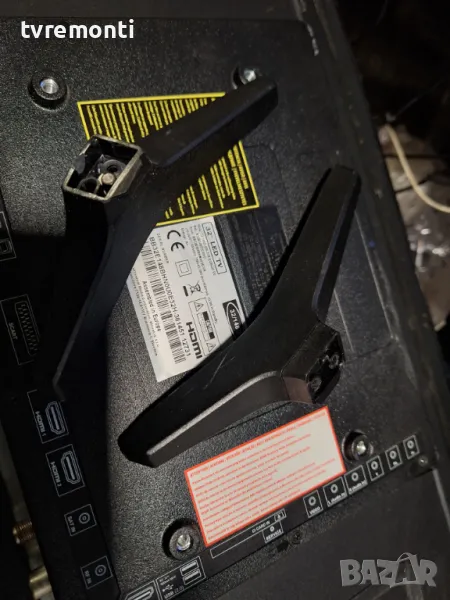 крачета оригинална стойка телевизор BLAUPUNKT модел BB32E148, снимка 1