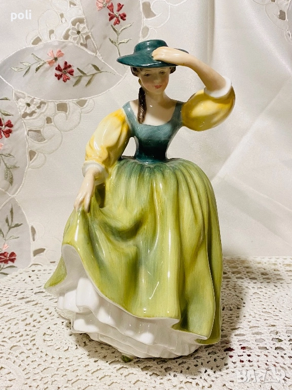 порцеланова статуетка, снимка 1
