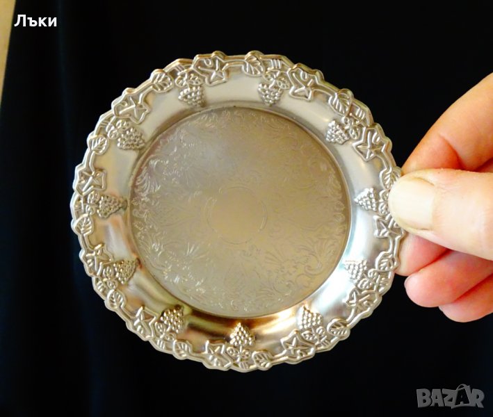 Посребрена чиния,подложка лоза с грозде. , снимка 1