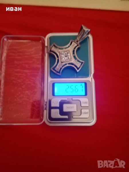 Сребърен медальон кръст, снимка 1