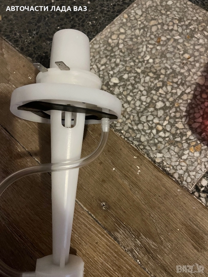 Помпа течност чистачки/стъкломиещо Лада ваз , снимка 1