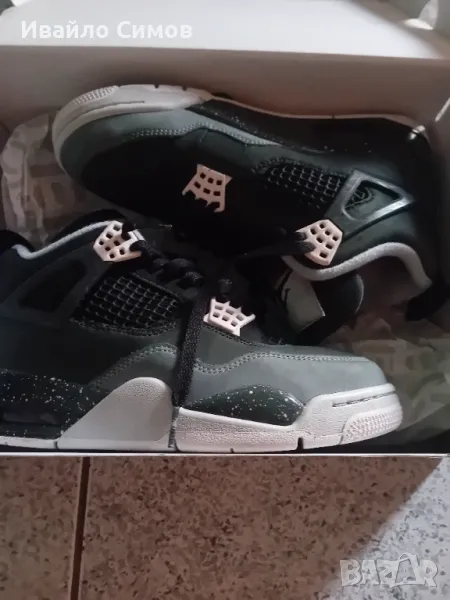 Маратонки NIKE AIR JORDAN 4 RETRO с гаранция, снимка 1