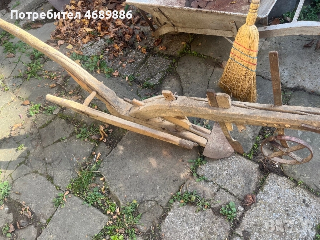 Старинен плуг (рало)