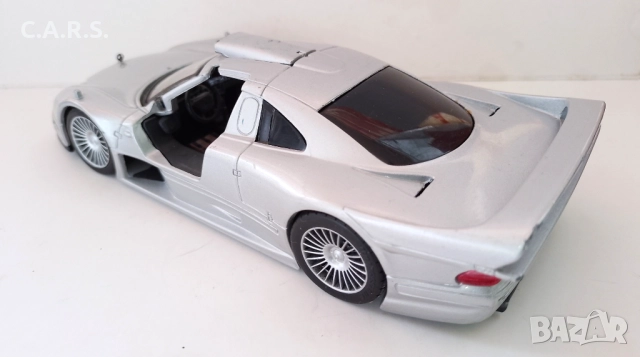 Mercedes Benz CLK-GTR Street Version MAISTO 1:26, снимка 3 - Колекции - 52898408