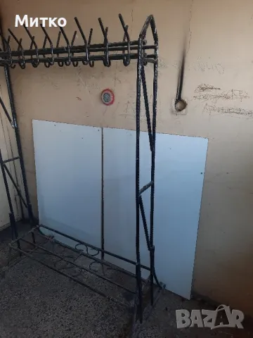 Ръчно изработена голяма желязна самостояща закачалка за дрехи , снимка 2 - Декорация за дома - 49752864