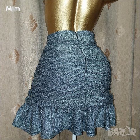 COSTER M Къса пола на волани от сребрист брокат , снимка 3 - Поли - 43860891