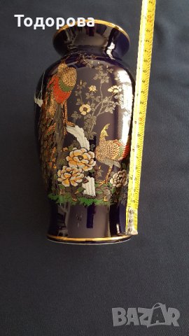 Порцеланова ръчнорисувана ваза, снимка 3 - Други ценни предмети - 32977872