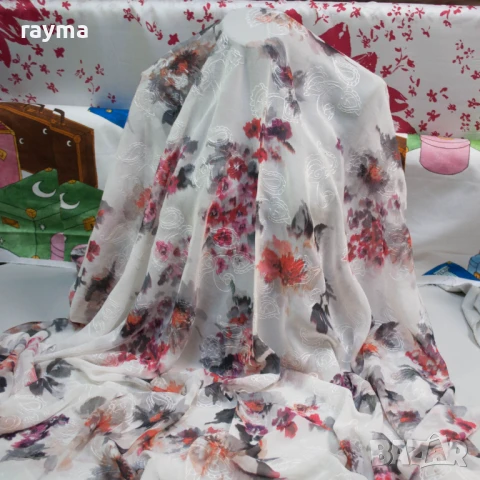 -40% Плат Robero Cavalli бродиран копринен шифон принт, снимка 2 - Рокли - 51428920