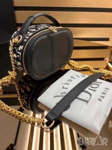 чанти christian dior , снимка 4 - Чанти - 50731659