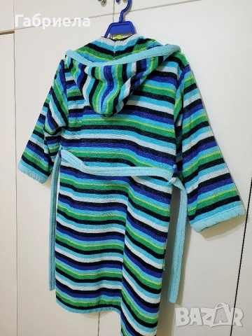 Детски халат за баня 7-8 години, снимка 2 - Хавлии и халати - 53608551