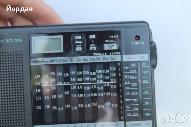 Радио ''Grundig Yacht Boy 206'' , снимка 13 - Радиокасетофони, транзистори - 50413396