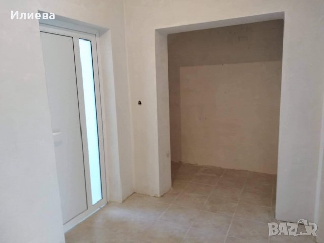 Продавам етаж от къща гр.Каварна, снимка 3 - Етаж от къща - 25847145