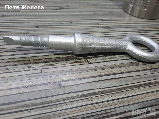 Кука за буксир на Пежо 207 , снимка 2 - Аксесоари и консумативи - 51274511