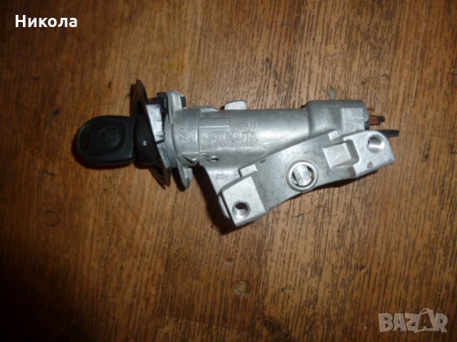 Контактен ключ с ключ за Фолксваген Голф 1,4 75 к.с, снимка 2 - Части - 35029624