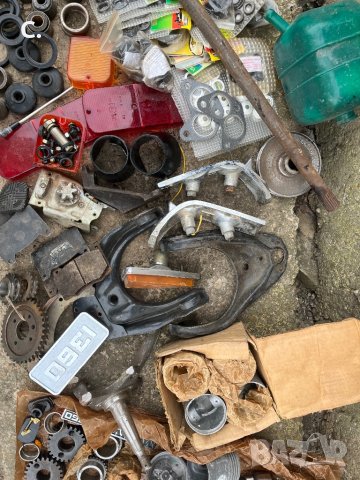 Части за Москвич Лада Жигули ваз, снимка 11 - Части - 43257738